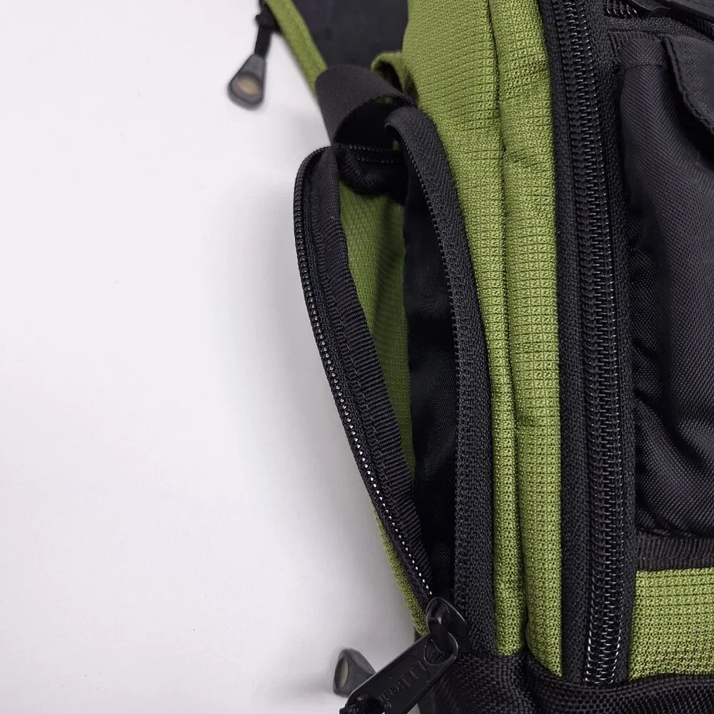 L.L. Bean Nylon Outdoor Shoulder Bag Women Unisex Top Handle Shoulder